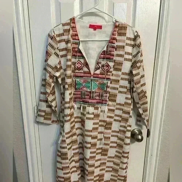 Elaine Turner Tunic - Picture 2 of 7